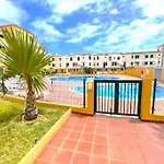 Caroline's Tropical Paradise * طوستا ديل سيلونثيو