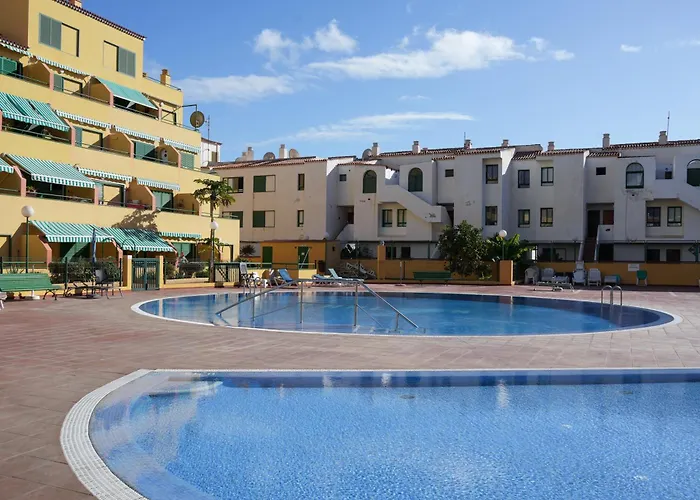 Caroline's Tropical Paradise