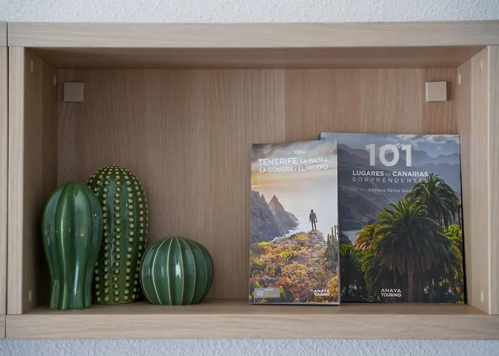 Caroline's Tropical Paradise